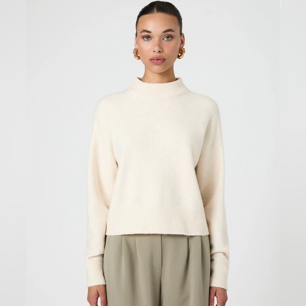 French Connection Vhori Mock Neck‎ Sweater In Oatmeal Mel Women’s Size Medium